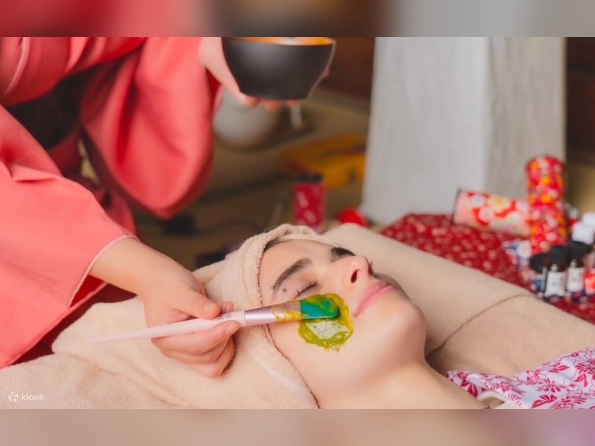 Massage oils and relaxation